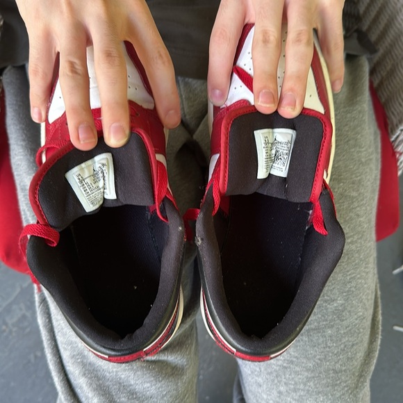 Air Jordan 1 Low ‘White Gym Red’ Size 8 Men’s / Size 9.5 Women’s - Picture 4 of 5